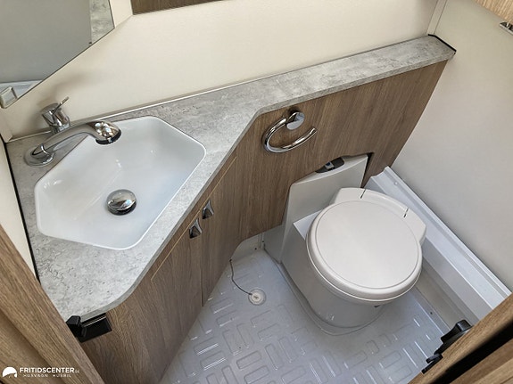 Kabe CLASSIC 560 XL KS *Året runt vagn / Förtält 9 of 11