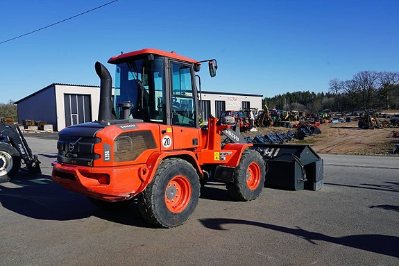 PAKETERBJUDANDE! HJULLASTARE VOLVO L 35 G 8 of 12