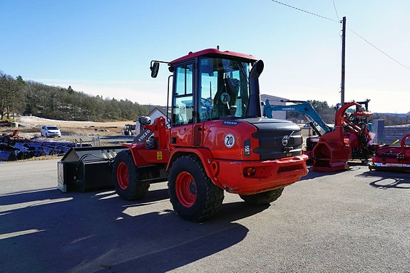PAKETERBJUDANDE! HJULLASTARE VOLVO L 35 G 6 of 12