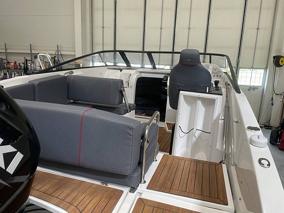 Ocean Master 680 DC m. Suzuki DF200-APX 9 of 12
