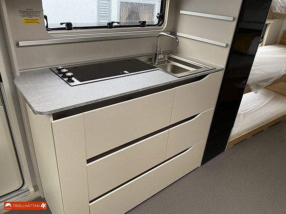 Adria Adora 593 UK Barnkammare  *Adria Kampanj / AC  på köpet* . 8 of 18