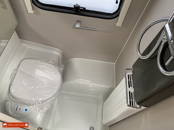 Adria Adora 593 UK Barnkammare  *Adria Kampanj / AC  på köpet* . 11 of 18
