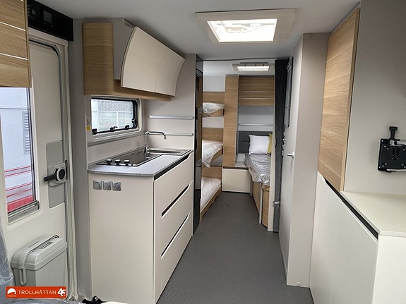 Adria Adora 593 UK Barnkammare  *Adria Kampanj / AC  på köpet* . 5 of 18
