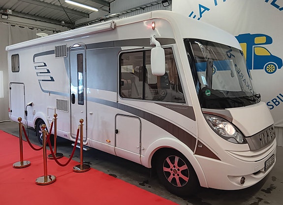 Hymer B 678 2xBodelsbat Värmeväxl AC Inverter Ugn VINTERKAMPANJ