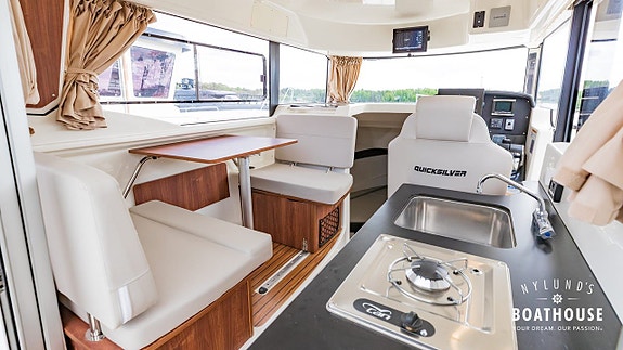 Quicksilver 905 Pilothouse | 2x Mercury Mercury Verado 250CX 26 of 30