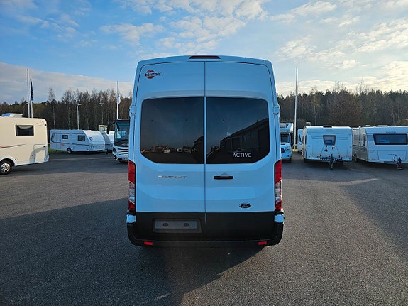 Bürstner Lineo C590 Brava AUT  598cm DIESELVÄRMARE bildel Årets Deal 729 000 KR 5 of 22