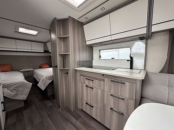 Kabe ESTATE 560 GLE KS 5 of 14