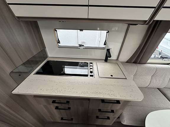 Kabe ESTATE 560 GLE KS 6 of 14