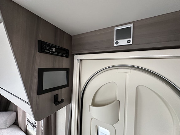 Kabe ESTATE 560 GLE KS 14 of 14