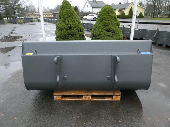 Snö/Lättmaterialskopa 2200mm Volvo L30/ZL602 3 of 5