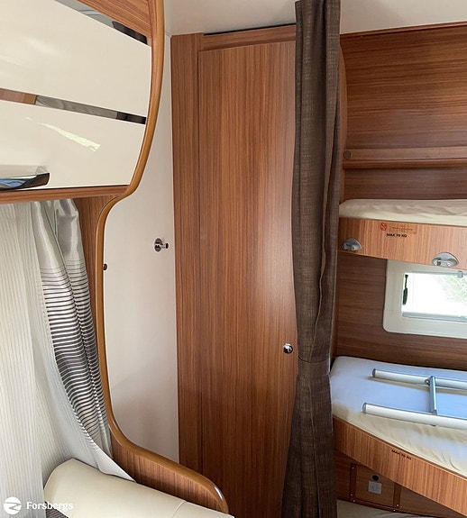 Adria ALPINA 663 UK 14 of 17