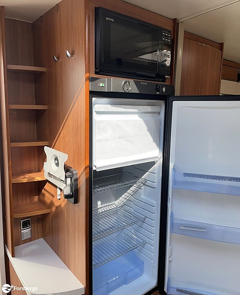 Adria ALPINA 663 UK 9 of 17