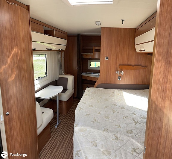 Adria ALPINA 663 UK 10 of 17