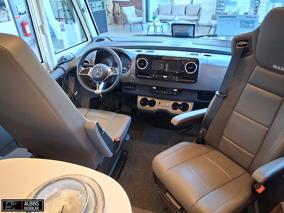 Kabe Imperial Travel Master I 860 LGB 15 of 21