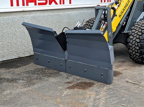 Kramer 5035 Low Cab med vikplog 6 of 7