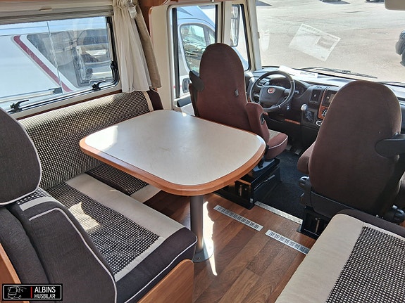 Dethleffs Globetrotter XL-I 7850 / ALDE / Automat / Luftfjädring 13 of 21