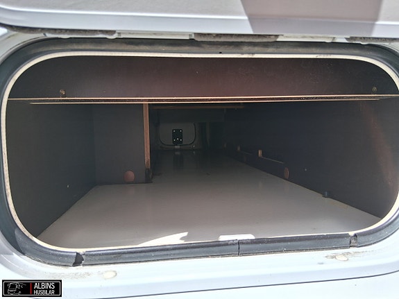 Dethleffs Globetrotter XL-I 7850 / ALDE / Automat / Luftfjädring 11 of 21