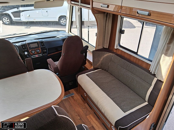Dethleffs Globetrotter XL-I 7850 / ALDE / Automat / Luftfjädring 14 of 21
