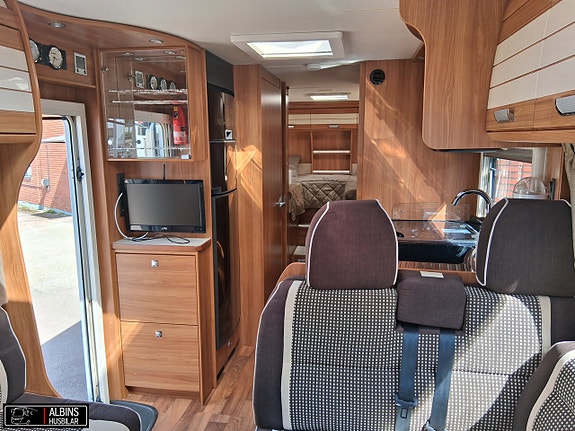 Dethleffs Globetrotter XL-I 7850 / ALDE / Automat / Luftfjädring 18 of 21