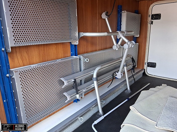 Dethleffs Globetrotter XL-I 7850 / ALDE / Automat / Luftfjädring 6 of 21