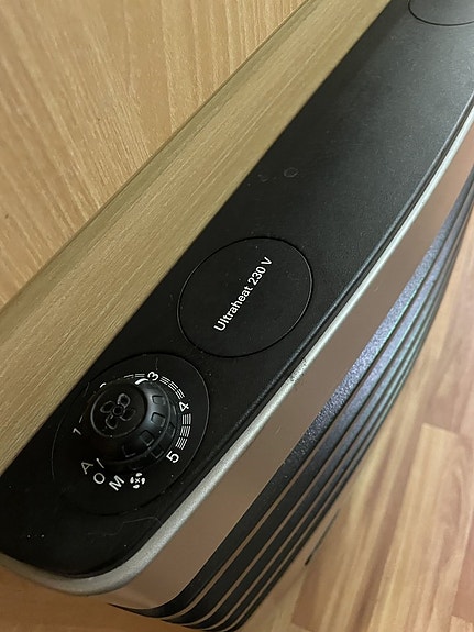 Knaus Südwind 500 FU Solcell Truma 1400kg totvikt 19 of 21
