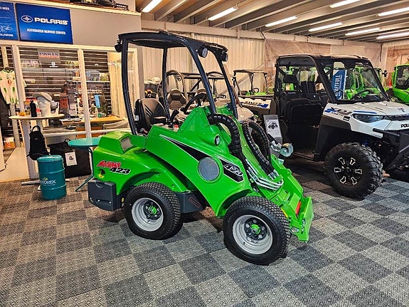 Avant 423 Kompaktlastare 22hk Diesel