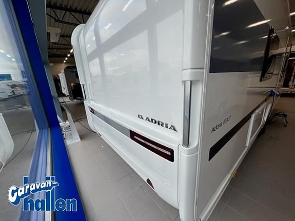 Adria Adora 613 UT 3 of 5