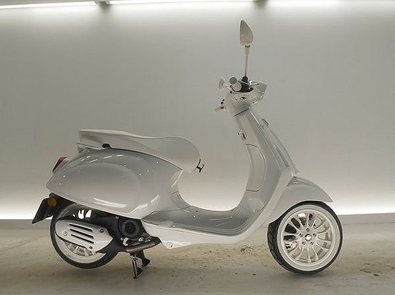 Vespa Sprint 50 White *Kampanj*