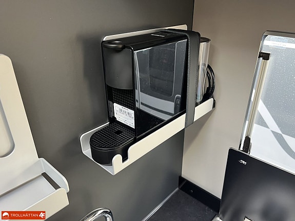 Adria MATRIX PLUS 670 DL *ALDE / Face To Face * 14 of 21