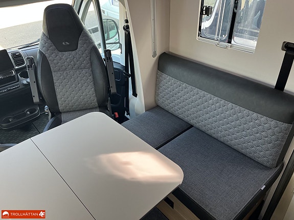 Adria MATRIX PLUS 670 DL *ALDE / Face To Face * 10 of 21