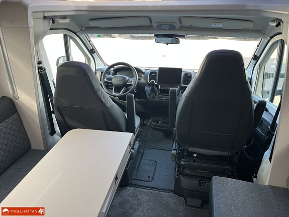 Adria MATRIX PLUS 670 DL *ALDE / Face To Face * 6 of 21