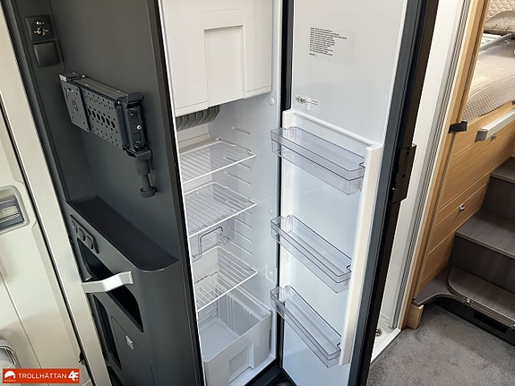 Adria MATRIX PLUS 670 DL *ALDE / Face To Face * 16 of 21