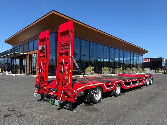 Hakarps - 38 tons maskinvagn med hjulfickor OMGÅENDE LEV