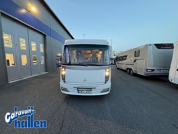 Niesmann Arto 69 PL 2 of 27