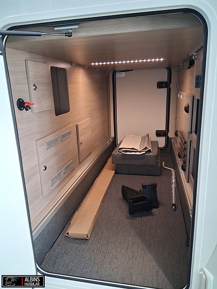 Kabe Travel Master Classic 740 LGB 5 of 21