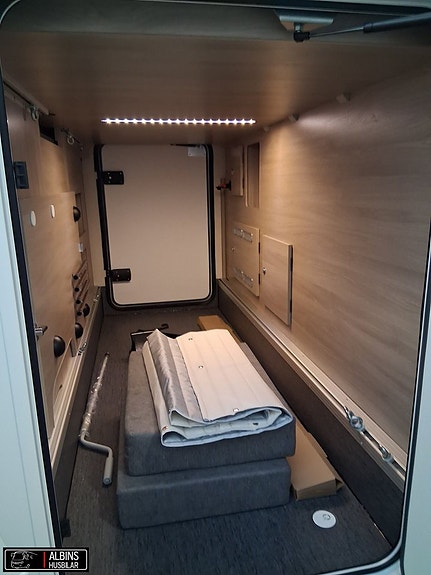 Kabe Travel Master Classic 740 LGB 6 of 21