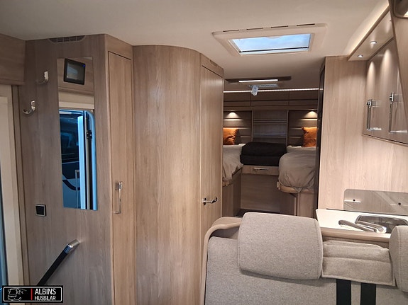 Kabe Travel Master Classic 740 LGB 12 of 21