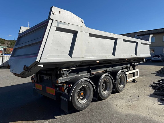 Tungdumper / Trailer 4 of 7