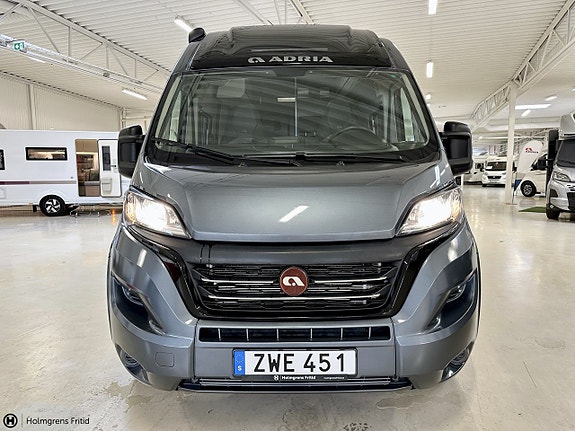 Adria Twin Supreme 640 SGX 8 of 18
