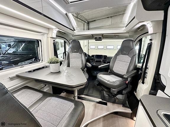 Adria Twin Supreme 640 SGX 17 of 18
