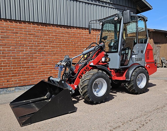 Lastmaskin Taian DY35 ink skopa & gafflar