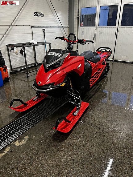 Lynx Shredder DS3900 850 E-TEC Turbo