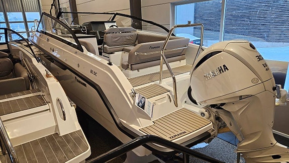 Yamarin 80 DC NYHET 2024 Yamaha F300 XSB2 Kampanjpris