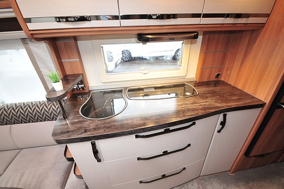 Knaus Vivaldi Finest Edition 685 DF ALDE QB 8 of 18