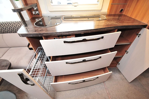 Knaus Vivaldi Finest Edition 685 DF ALDE QB 9 of 18