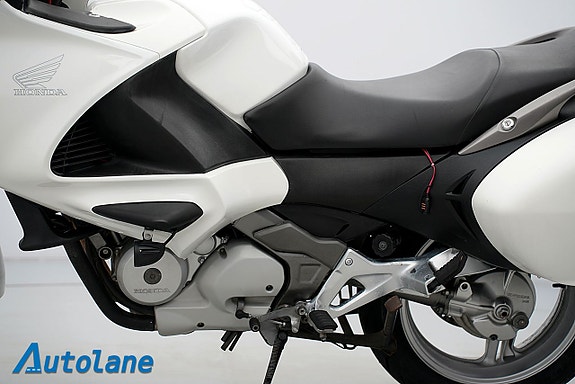 Honda NT700VA Deauville *Nya Däck 14 of 25