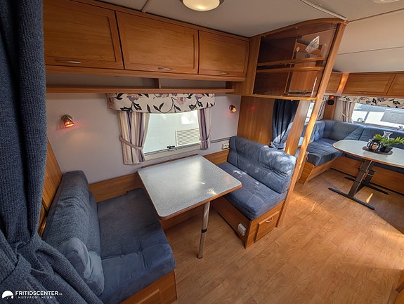 Polar 680 CTX *Bäddbar dinette / Alde 21 of 21