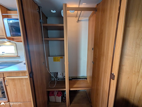 Polar 680 CTX *Bäddbar dinette / Alde 18 of 21