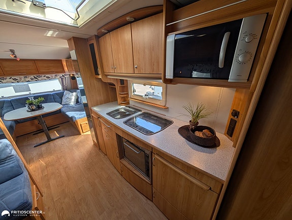 Polar 680 CTX *Bäddbar dinette / Alde 20 of 21