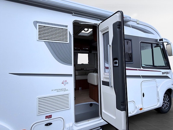 Rapido campervan-fiat 8096DF 2.3 177hk Premium Edition ALDE Markis 8 of 20